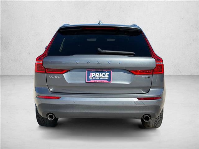 Used 2020 Volvo XC60 T5 Momentum image 6