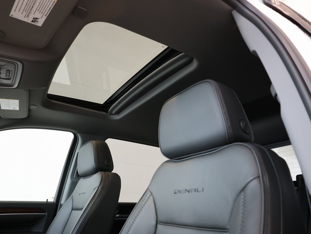 New 2026 GMC Sierra 3500 Denali w/ Denali Reserve Package image 28