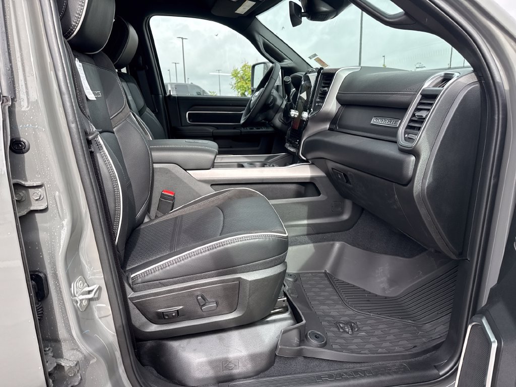 New 2027 RAM 3500 Laramie AWD/4WD image 30