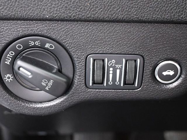 Used 2023 Dodge Charger Scat Pack w/ Technology Group RWD image 35