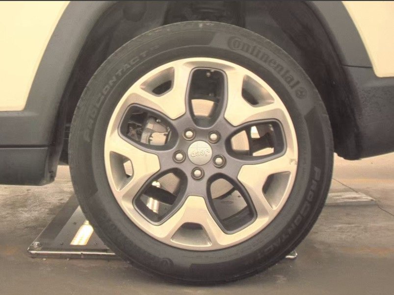 Used 2020 Jeep Compass Limited image 28