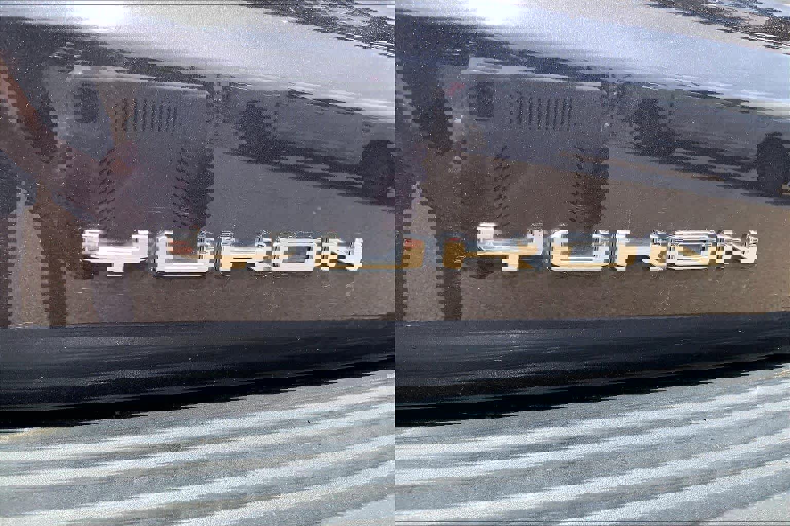 Used 2023 GMC Yukon XL Denali image 33