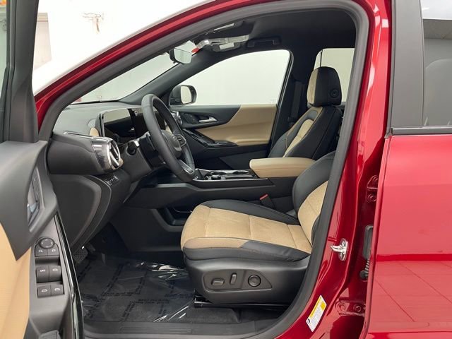 New 2025 Chevrolet Equinox ACTIV w/ Safety and Technology Package image 9