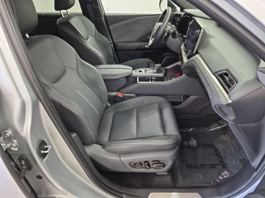 Certified 2026 Lexus TX 350 AWD w/ Technology Package image 38