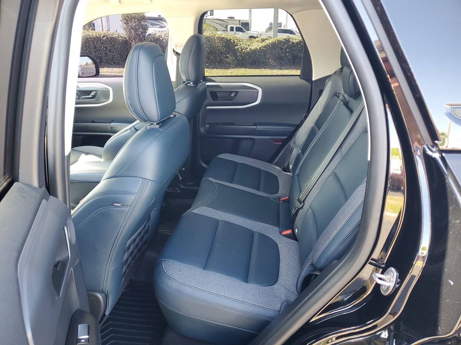 Certified 2023 Ford Bronco Sport Outer Banks w/ Tech Package AWD/4WD image 11