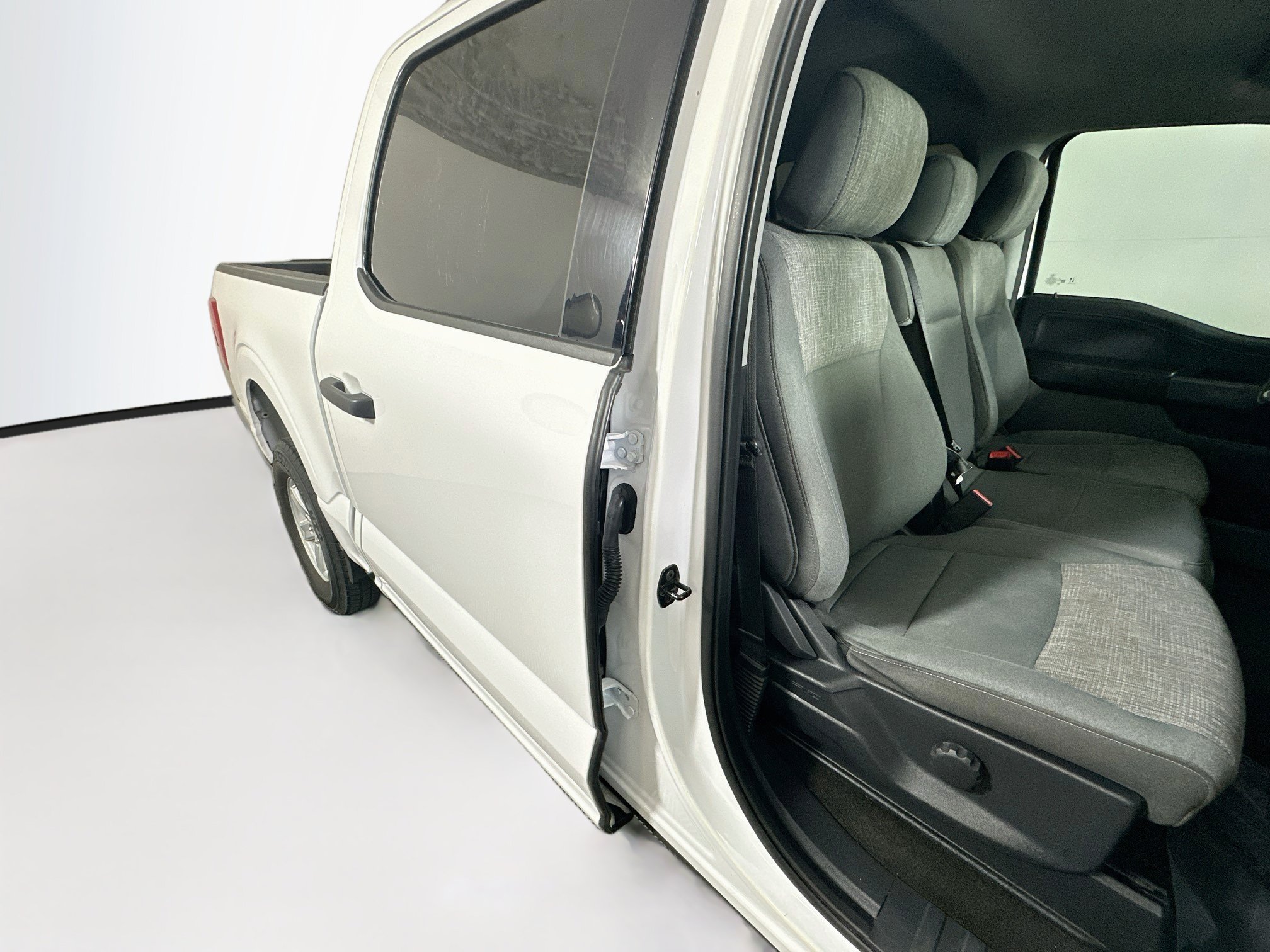 Used 2022 Ford F150 XLT w/ Equipment Group 301A Mid AWD/4WD image 26