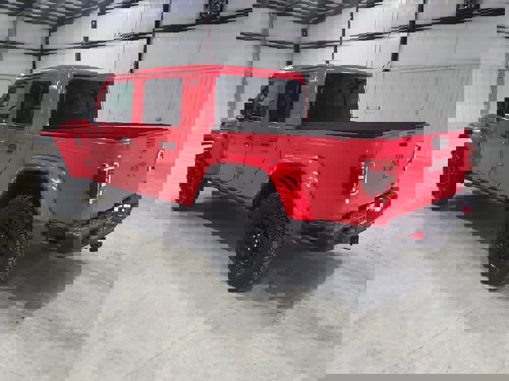 Used 2020 Jeep Gladiator Rubicon image 3