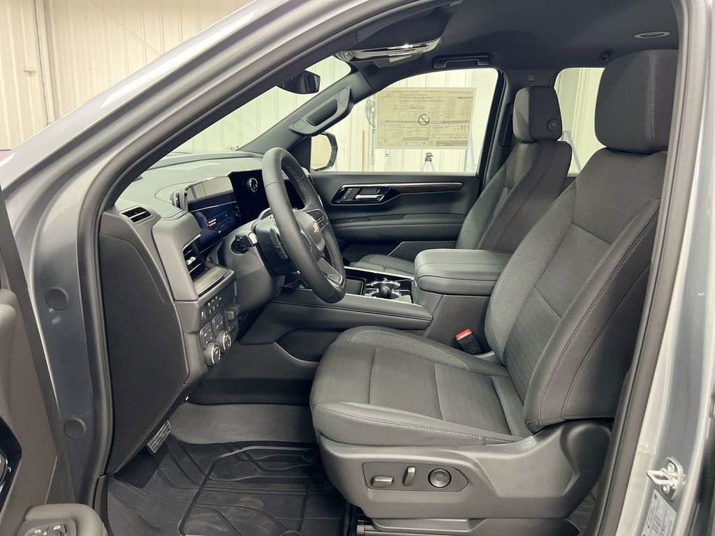 New 2026 Chevrolet Suburban LS AWD/4WD image 20