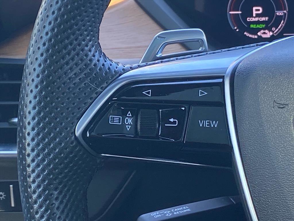 Used 2023 Audi e-tron GT Premium Plus image 7