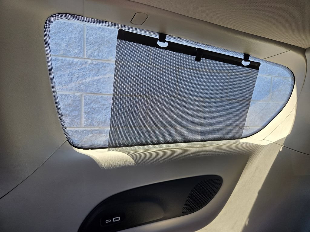 Used 2021 Chrysler Pacifica Touring-L w/ Uconnect Theater Family Group AWD/4WD image 45
