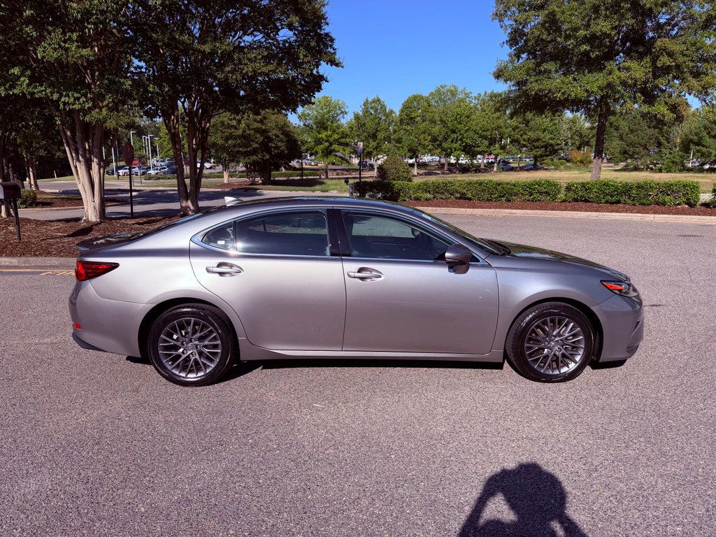 Used 2018 Lexus ES 350 w/ Premier Package FWD image 12