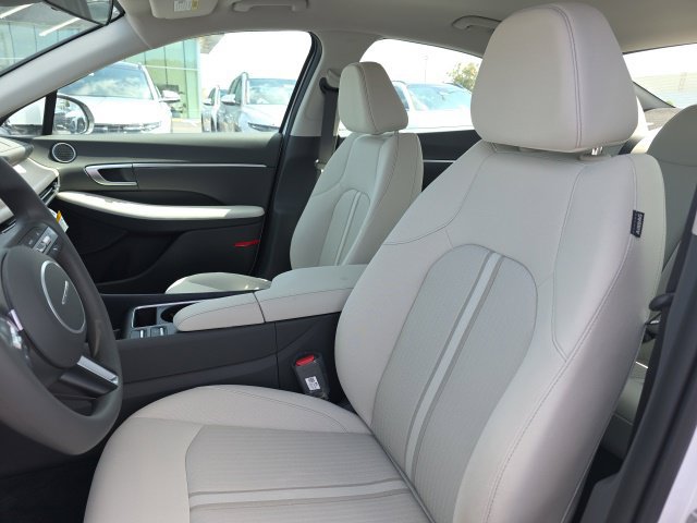 New 2026 Hyundai Sonata Blue FWD image 5