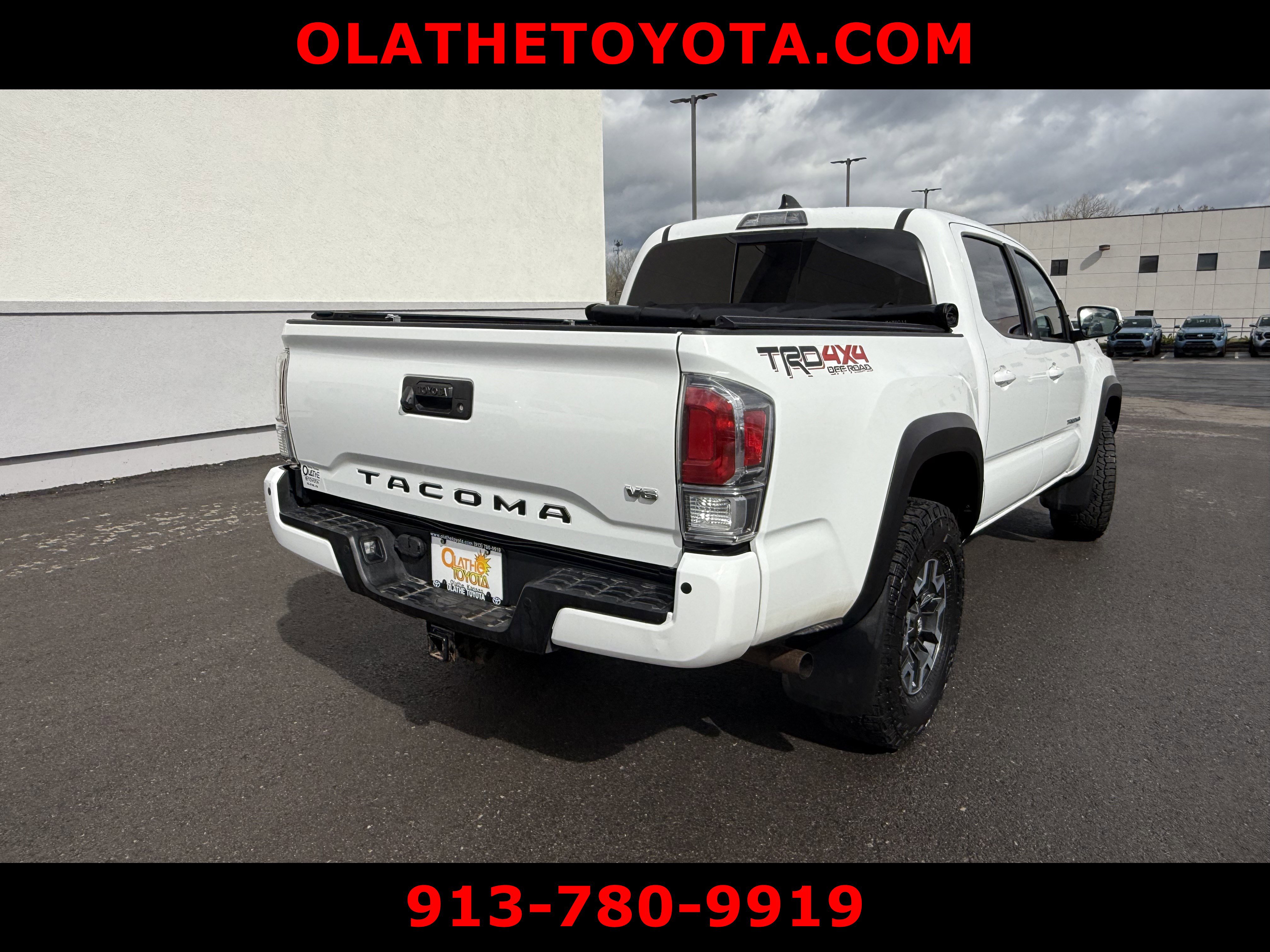 Certified 2020 Toyota Tacoma TRD Off-Road w/ Technology Package image 3