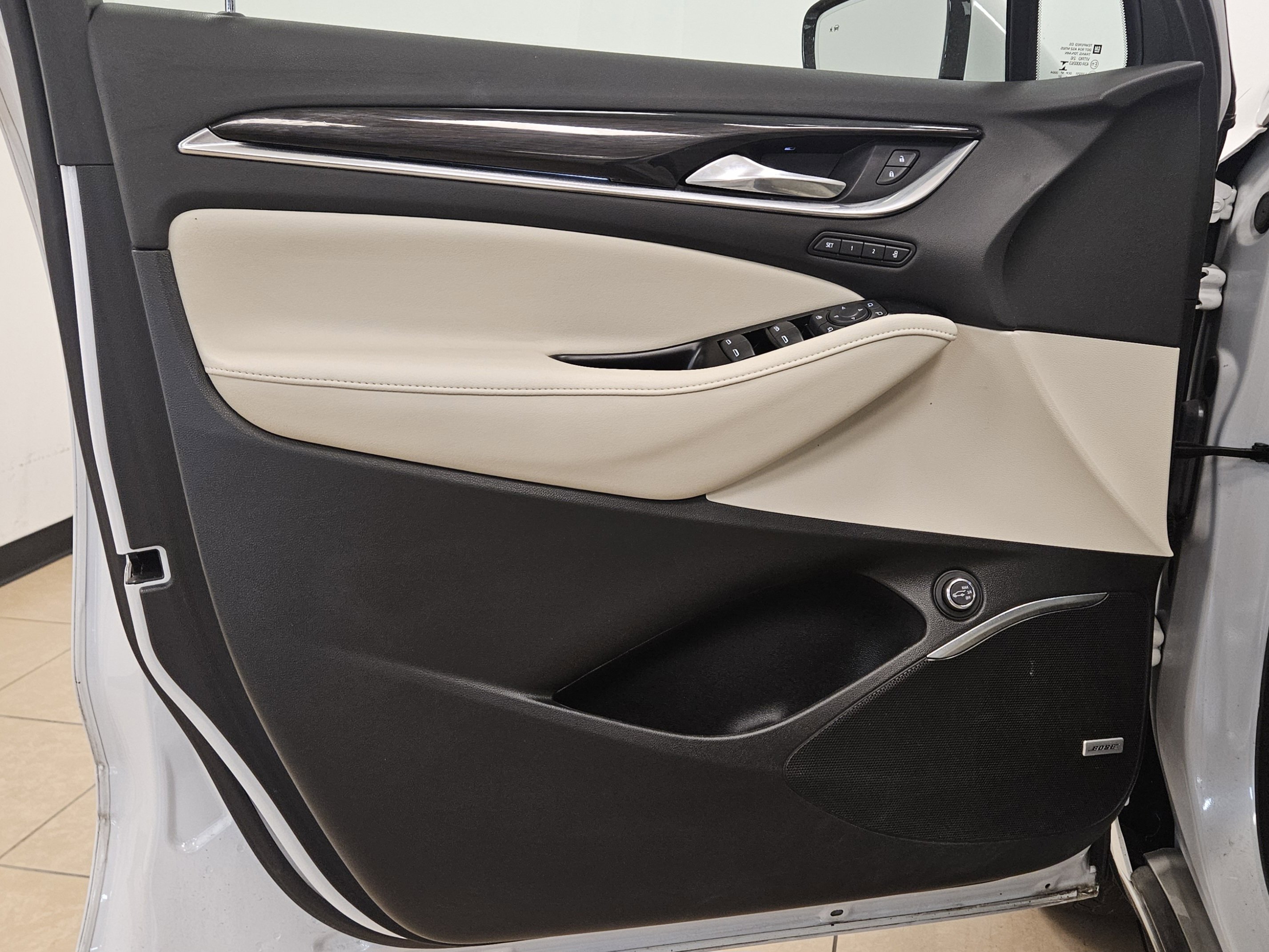 Used 2022 Buick Enclave Premium w/ Experience Buick Package image 12