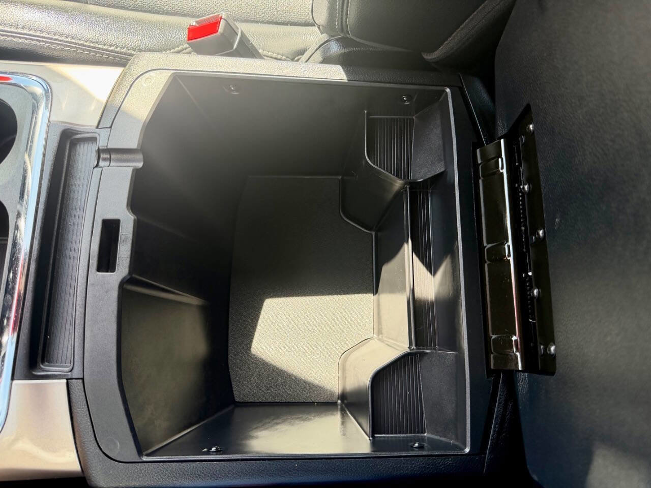 Used 2017 RAM 1500 Laramie AWD/4WD image 50