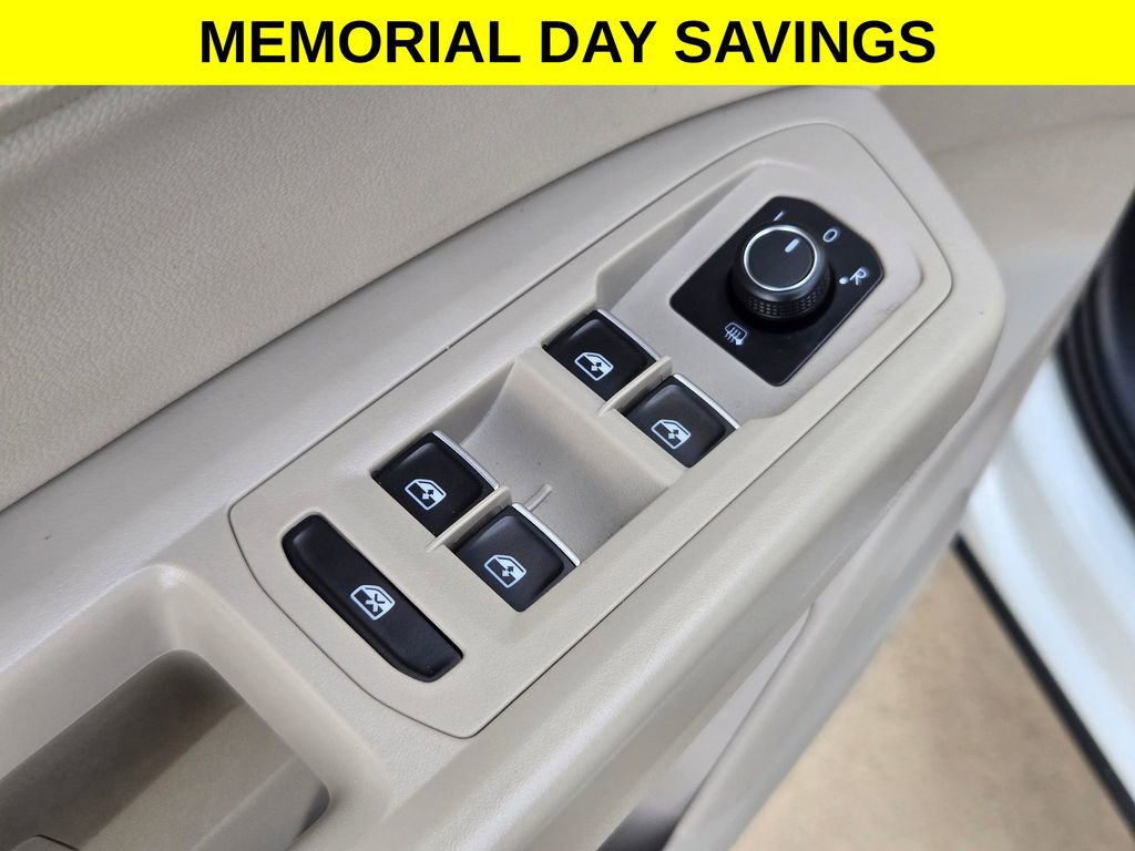 Used 2018 Volkswagen Atlas SE FWD image 12