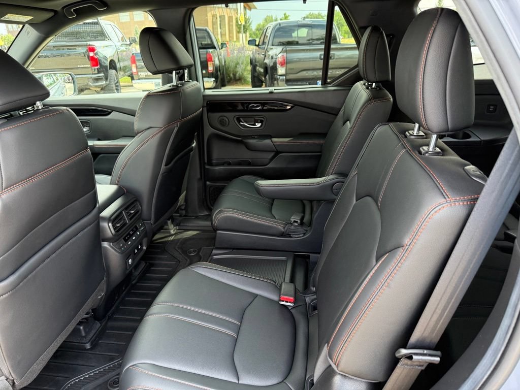 Certified 2026 Honda Pilot TrailSport image 16