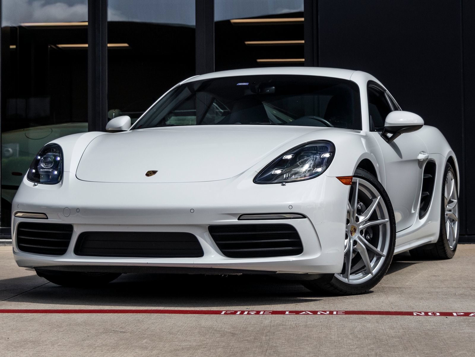 Certified 2024 Porsche 718 Cayman RWD image 1
