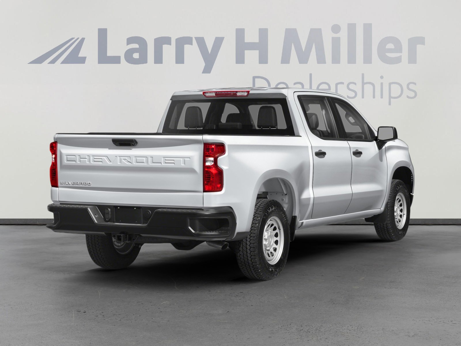 Used 2023 Chevrolet Silverado 1500 Custom image 2