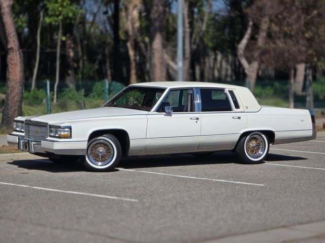 Used 1991 Cadillac Brougham image 26