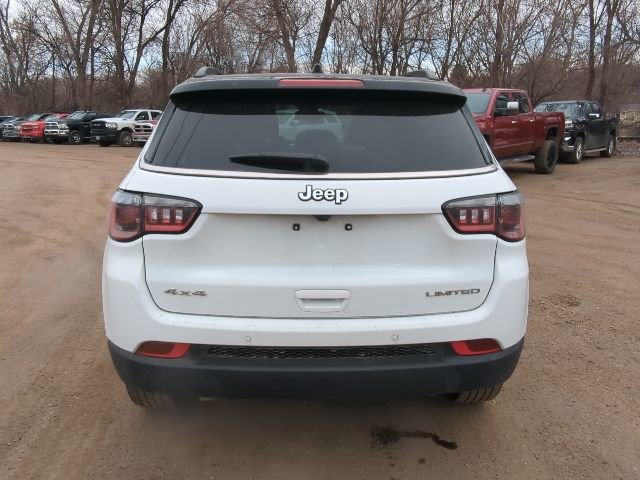 Used 2025 Jeep Compass Limited image 9