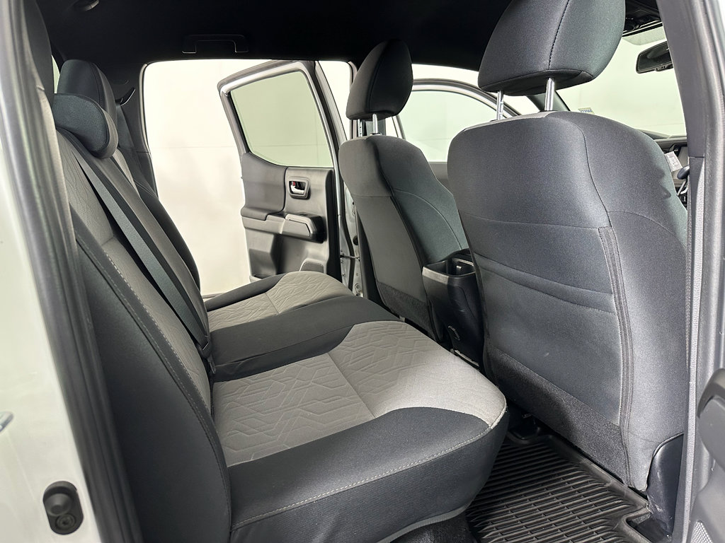 Used 2023 Toyota Tacoma TRD Off-Road image 11