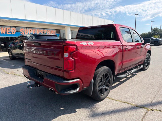 Used 2022 Chevrolet Silverado 1500 RST w/ LPO, Blackout Package AWD/4WD image 3