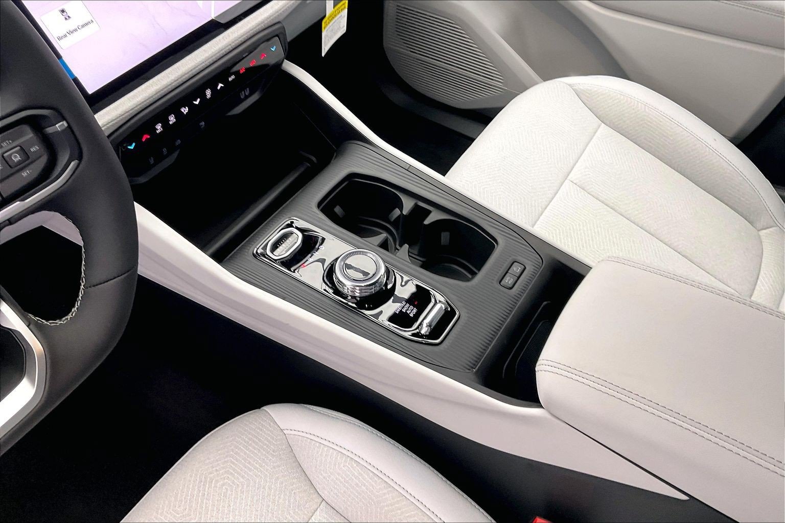 New 2026 Jeep Cherokee Laredo AWD/4WD image 8