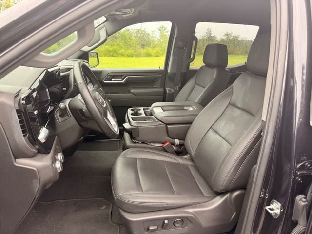 Used 2026 GMC Sierra 1500 SLT AWD/4WD image 5