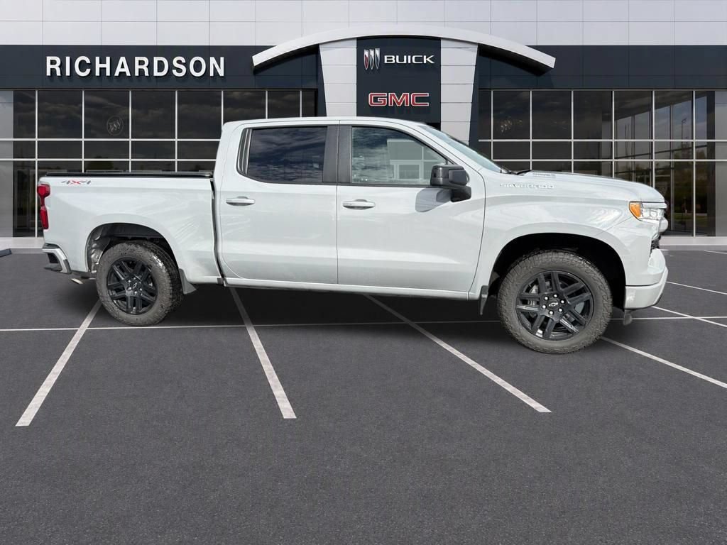 Used 2024 Chevrolet Silverado 1500 RST AWD/4WD image 5