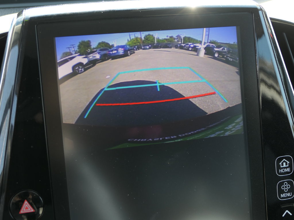 Used 2017 Toyota Prius Prime Advanced w/ Carpet Mat Package FWD image 18
