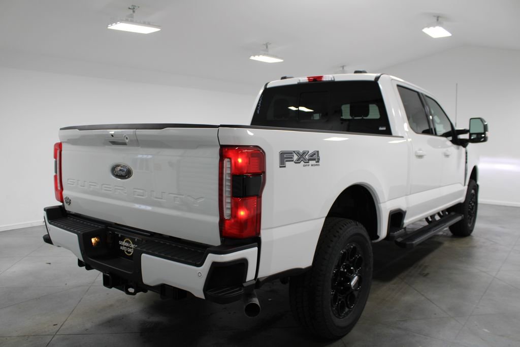 New 2026 Ford F250 Lariat w/ Black Appearance Package image 8