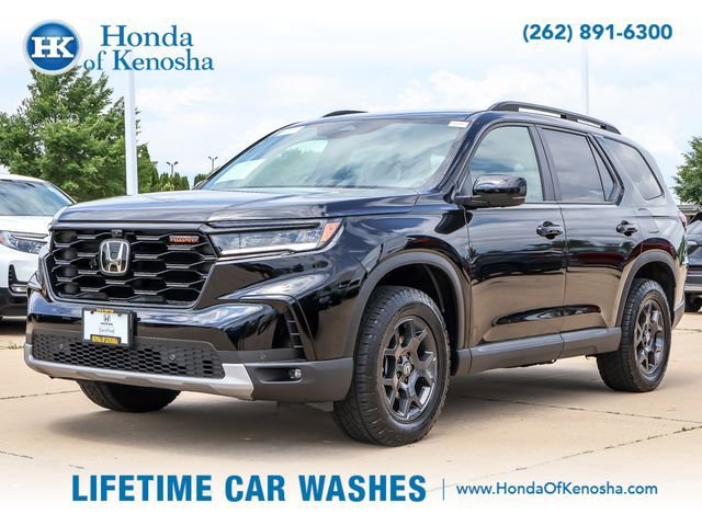 Certified 2025 Honda Pilot TrailSport