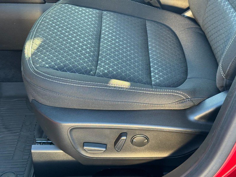 Used 2023 Ford Escape Active w/ Tech Pack #2 AWD/4WD image 25