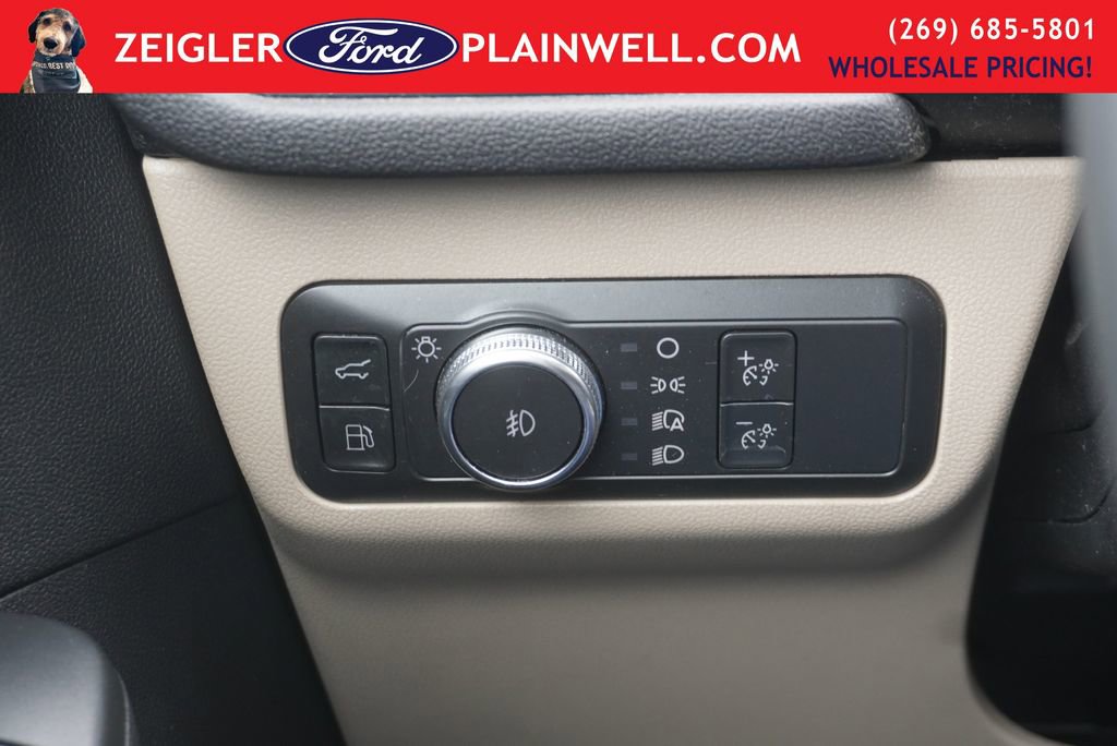 Used 2021 Ford Escape SEL image 26