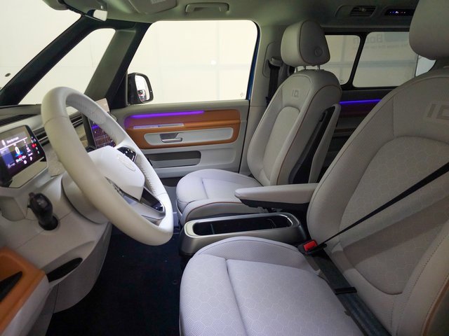 New 2025 Volkswagen ID. Buzz 1st Edition image 35