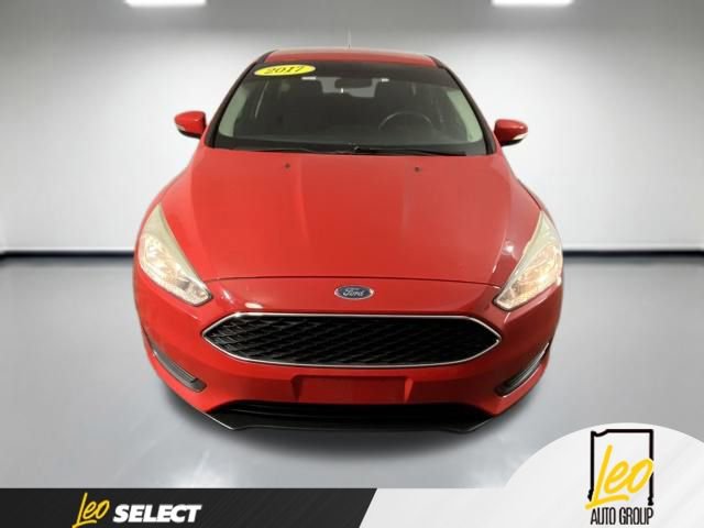 Used 2017 Ford Focus SE w/ Cold Weather Package FWD image 7