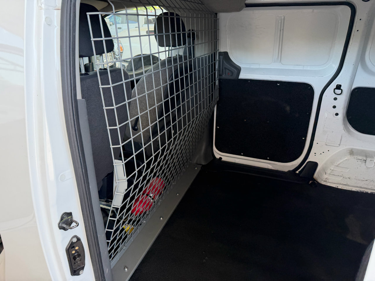 Used 2021 Nissan NV200 SV image 18