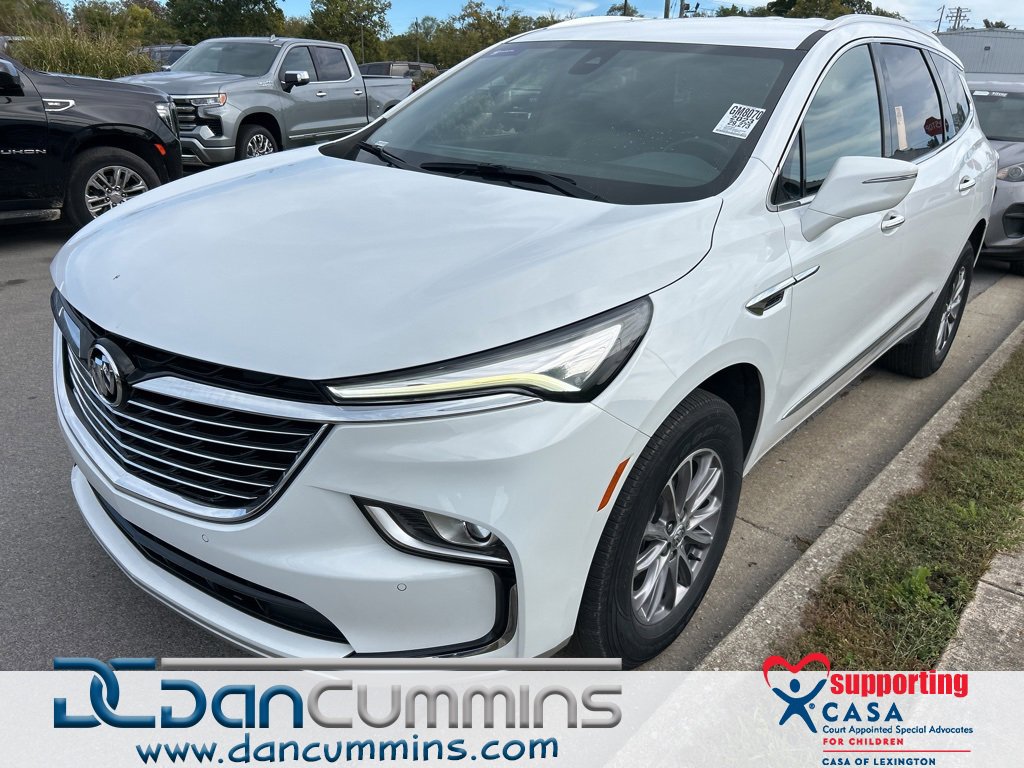 Used 2023 Buick Enclave Essence
