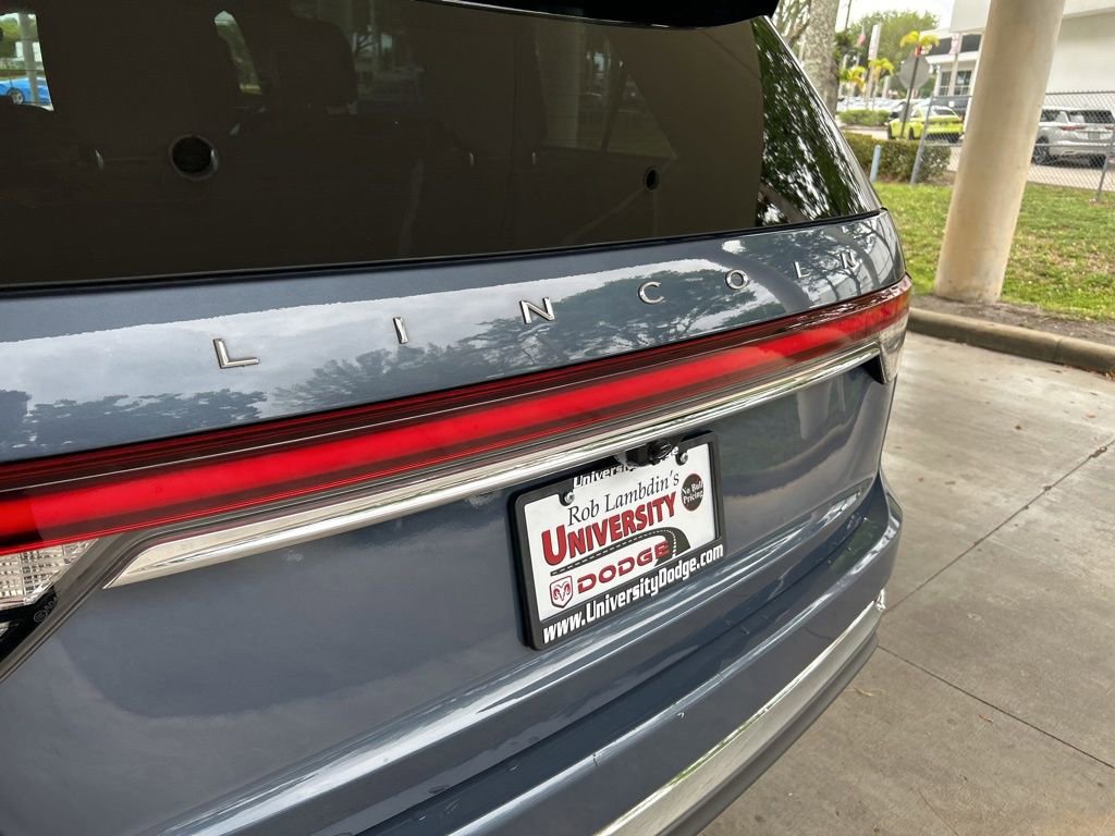 Used 2021 Lincoln Aviator Reserve w/ Equipment Group 201A RWD image 18