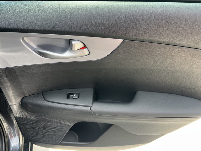 Certified 2024 Kia Forte LXS w/ LXS Technology Package FWD image 17