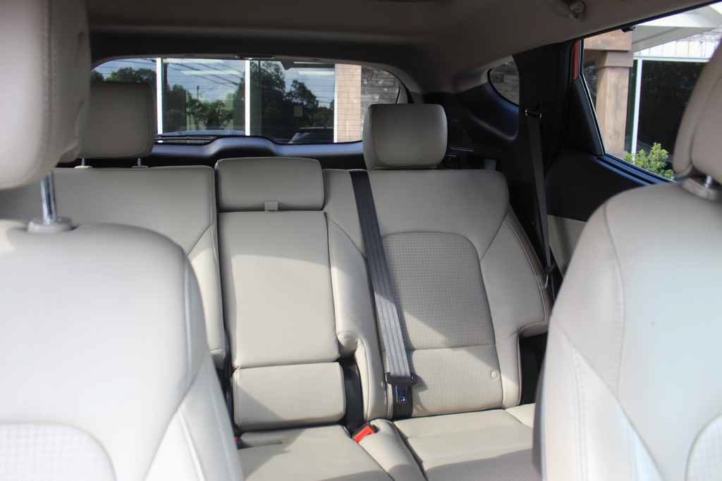 Used 2013 Hyundai Santa Fe Sport w/ Technology Pkg AWD/4WD image 27