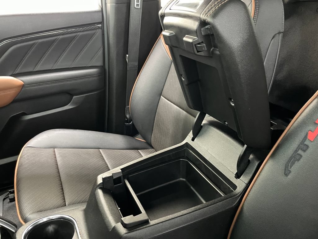 Certified 2024 GMC Canyon AT4 w/ AT4 Premium Package AWD/4WD image 36