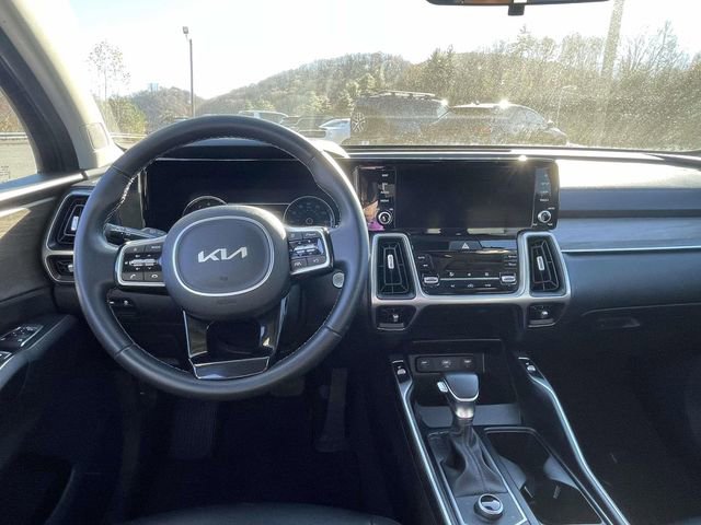 Used 2022 Kia Sorento S w/ Panoramic Sunroof Package image 13