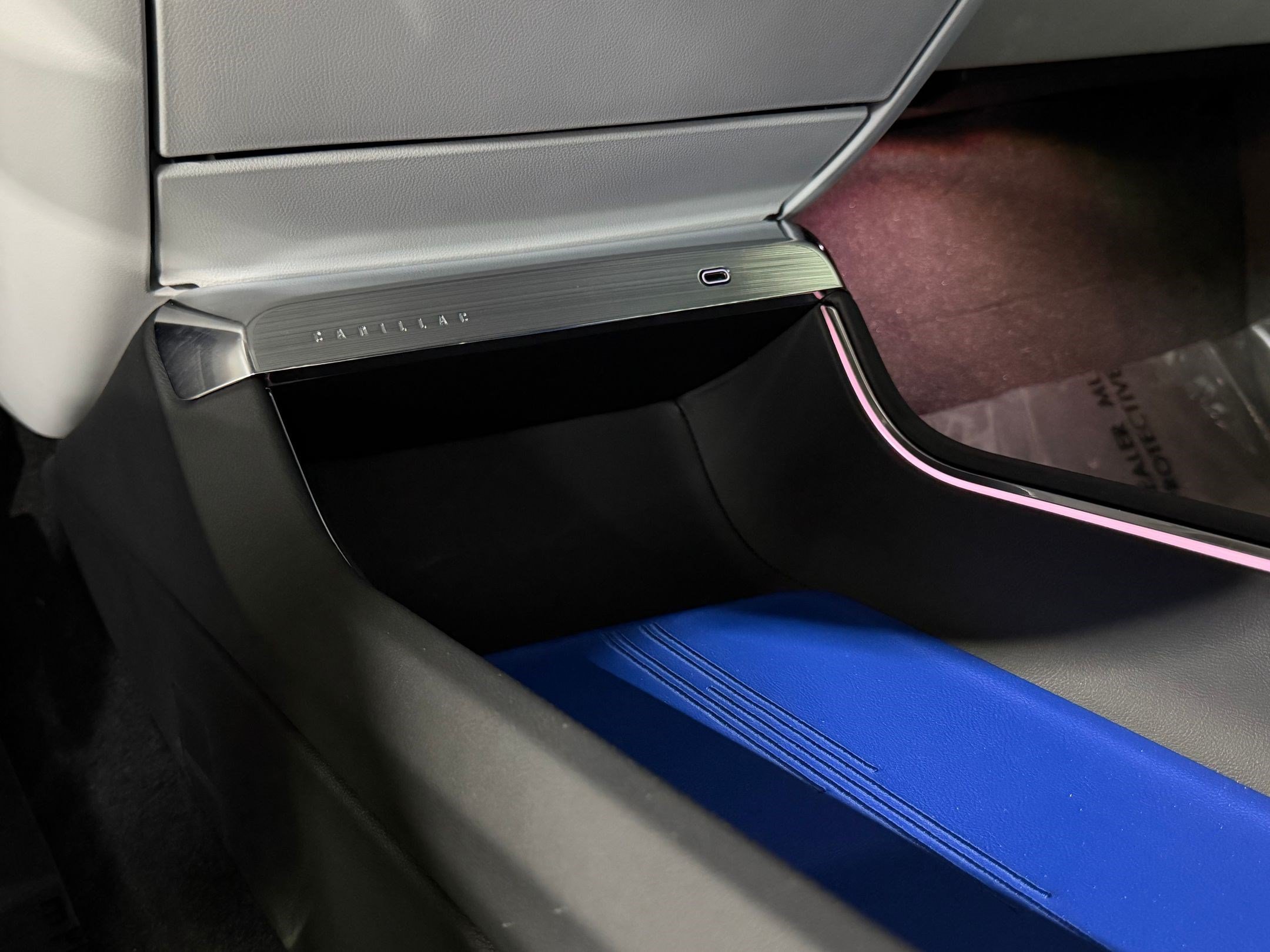 Certified 2025 Cadillac Lyriq Sport w/ LPO, Floor Liner Package RWD image 37