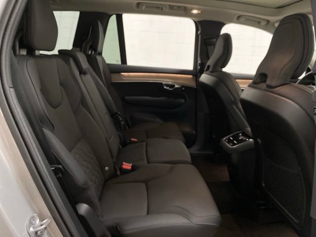 Used 2025 Volvo XC90 B6 Plus AWD/4WD image 26