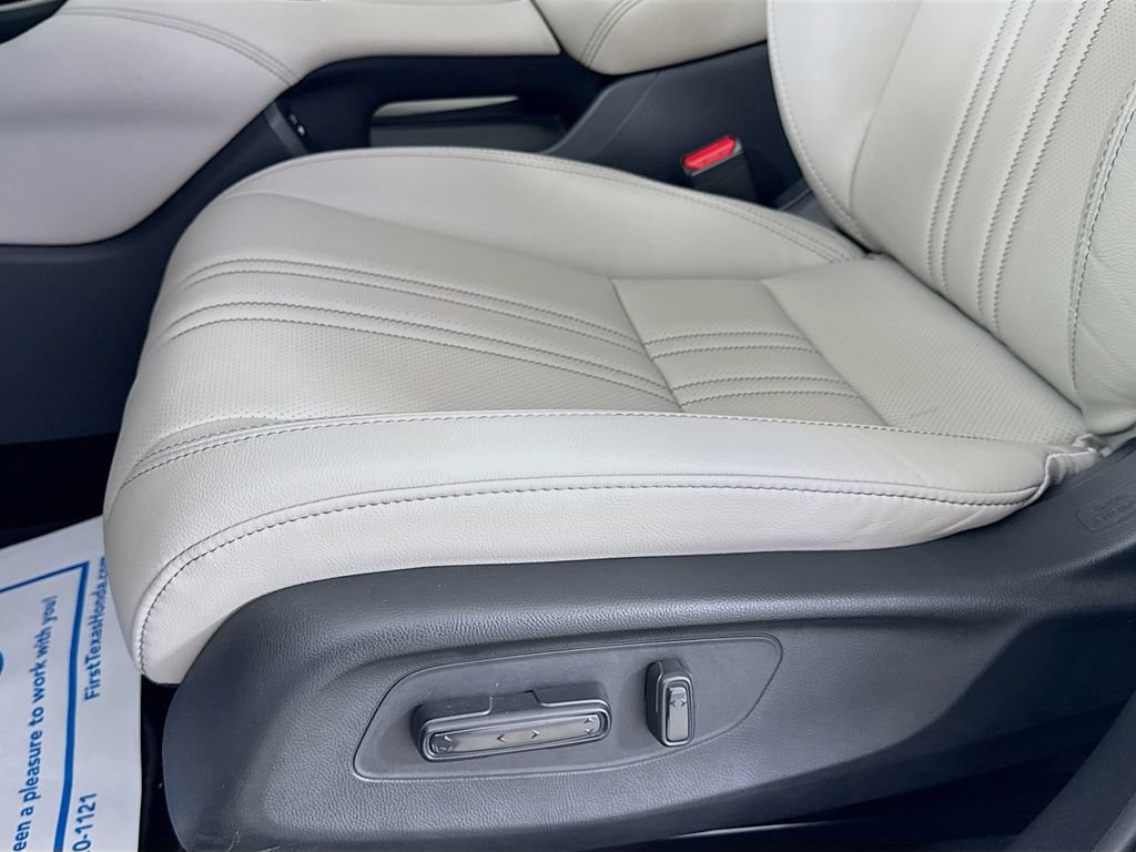 Used 2026 Honda HR-V EX-L image 25