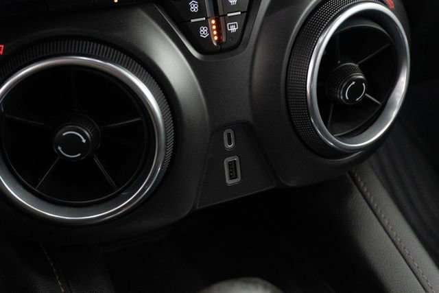 Used 2020 Chevrolet Blazer Premier FWD image 9