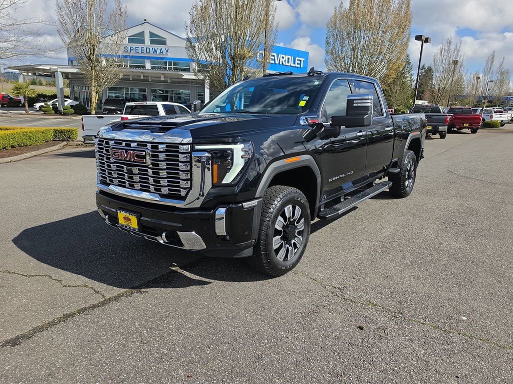 Certified 2025 GMC Sierra 3500 Denali w/ Denali Reserve Package image 2