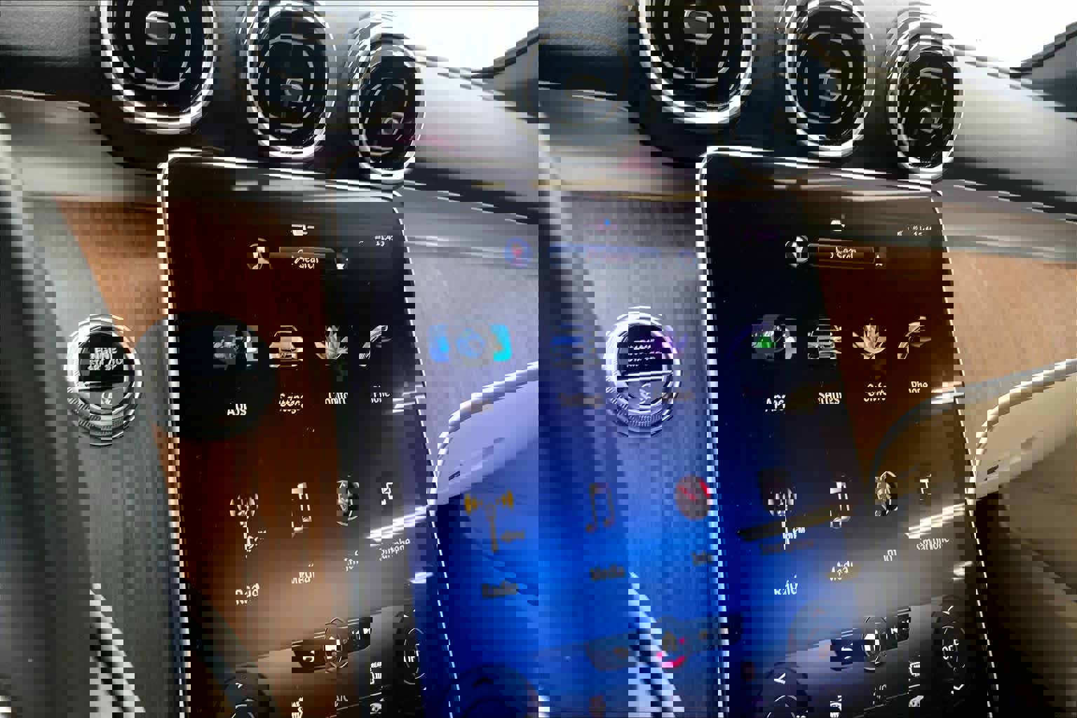 Certified 2023 Mercedes-Benz C 300 Sedan image 24